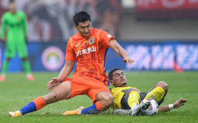 窗口期浙江队调整名单以备葡超，战术微调环节打磨，球迷炸锅，更衣室氛围转暖(利物浦对风行者)-九游游戏中心